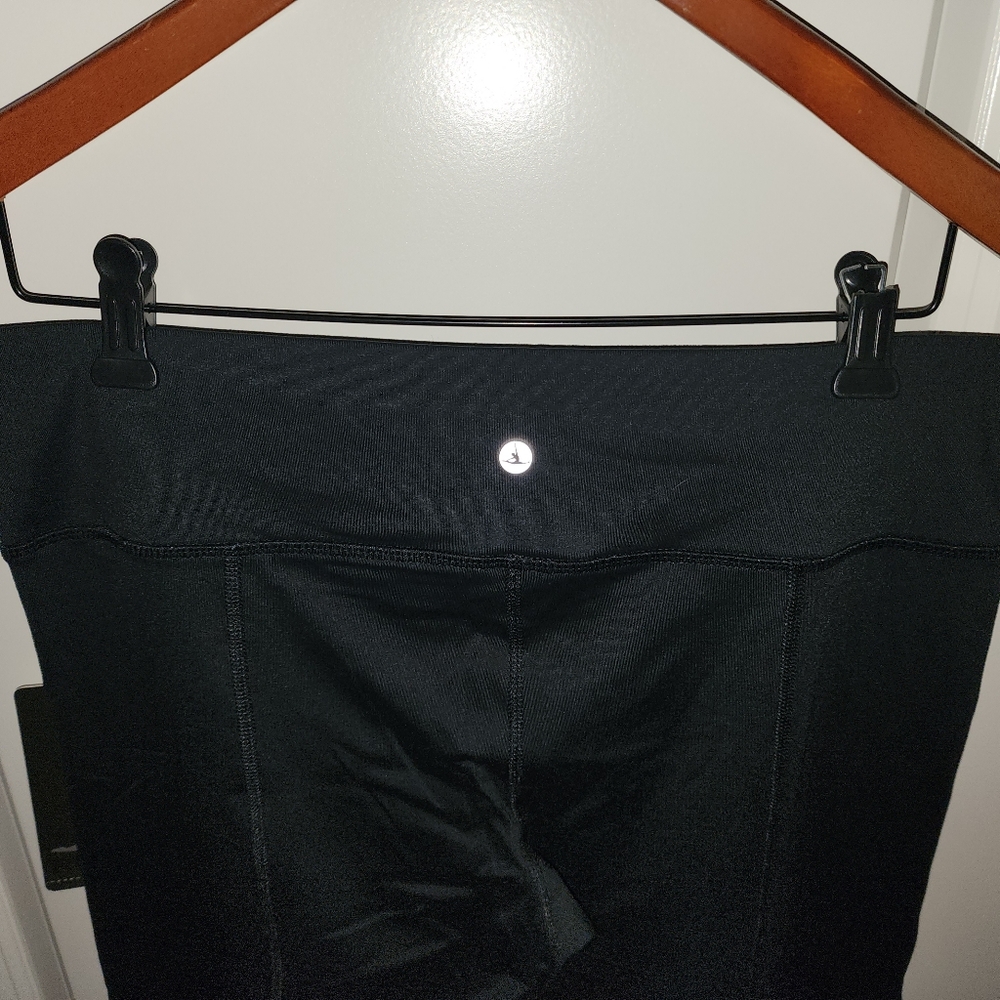 Reflex Capri Tights - Picture 4 of 4